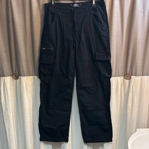 Hollister adjustable rise baggy parachute pants 
Medium 3 pairs
